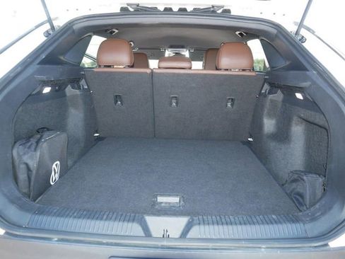 Used 2023 Volkswagen ID.4 Pro AWD/4WD image 18