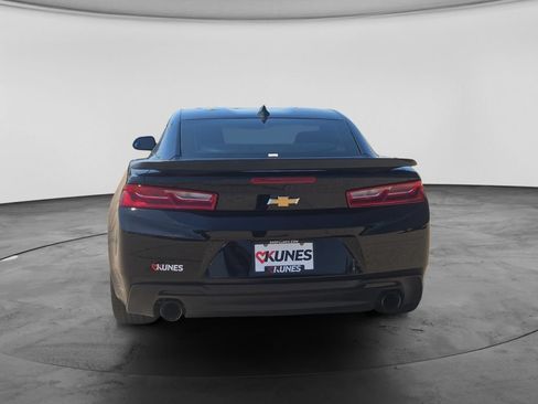 Used 2018 Chevrolet Camaro LS RWD image 9