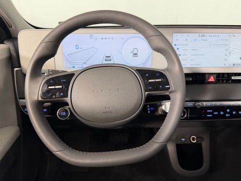 Used 2024 Hyundai Ioniq 5 SEL image 13