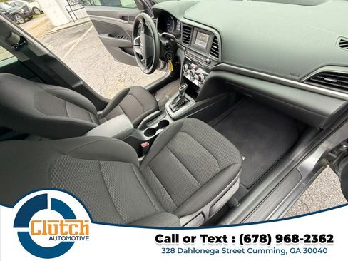 Used 2019 Hyundai Elantra SE w/ Cargo Package FWD image 23