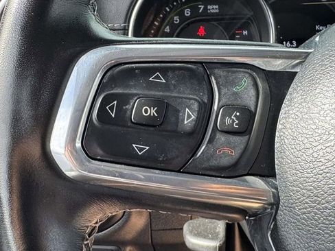 Used 2023 Jeep Wrangler Unlimited Sahara w/ Cold Weather Group AWD/4WD image 23
