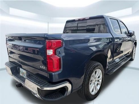 Used 2023 Chevrolet Silverado 1500 LTZ w/ Technology Package AWD/4WD image 5