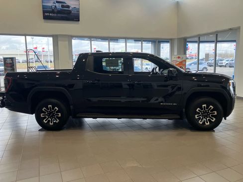 New 2026 GMC Sierra EV Elevation image 8