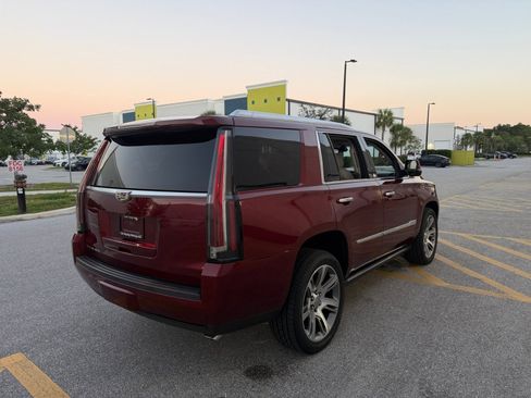 Used 2016 Cadillac Escalade Premium image 43