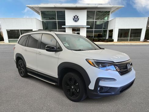 Used 2022 Honda Pilot TrailSport image 1