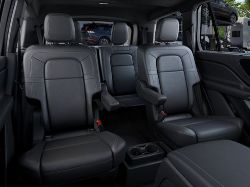 New 2027 Lincoln Aviator Reserve AWD/4WD image 11