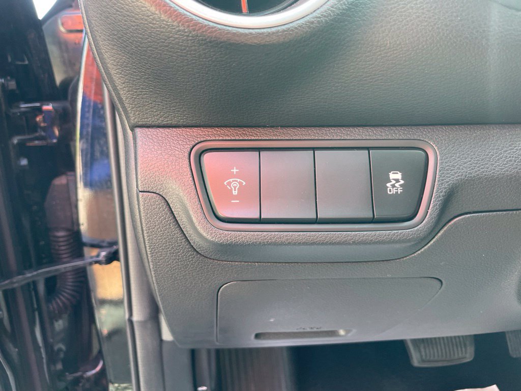 Used 2024 Kia Forte LXS FWD image 18