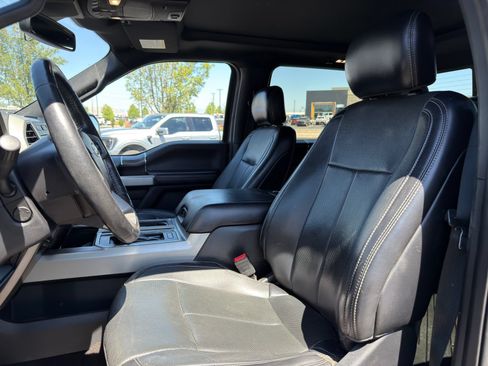 Used 2018 Ford F150 Lariat w/ Equipment Group 502A Luxury AWD/4WD image 7