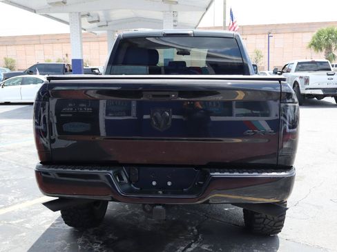Used 2017 RAM 1500 Express AWD/4WD image 4