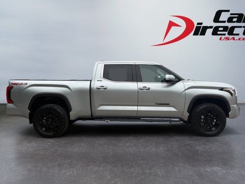 Used 2022 Toyota Tundra Limited w/ TRD Off-Road Package AWD/4WD image 15
