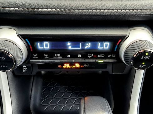 Certified 2025 Toyota RAV4 XLE AWD/4WD image 30