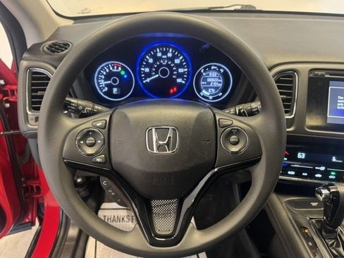 Used 2017 Honda HR-V EX image 14