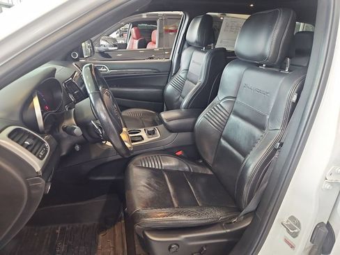Used 2019 Jeep Grand Cherokee Trackhawk AWD/4WD image 12