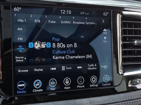 Used 2020 Chrysler Pacifica Limited w/ Tire & Wheel Group image 18