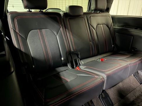 Used 2023 Ford Expedition Limited image 28