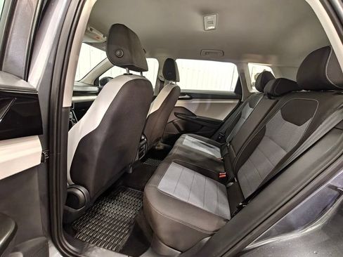 Used 2025 Volkswagen Taos S AWD/4WD image 25