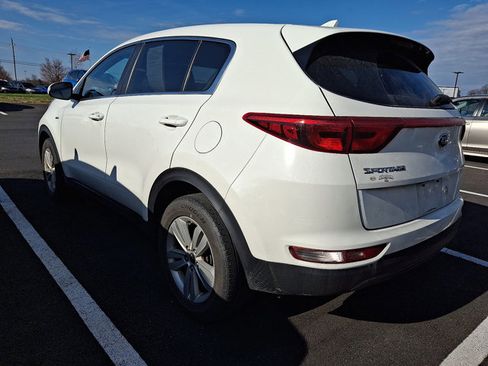 Used 2019 Kia Sportage LX image 4