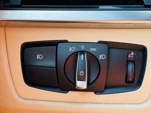 Used 2015 BMW 328i Gran Turismo xDrive image 17