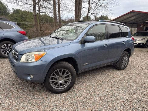 Used 2008 Toyota RAV4 Limited AWD/4WD image 2