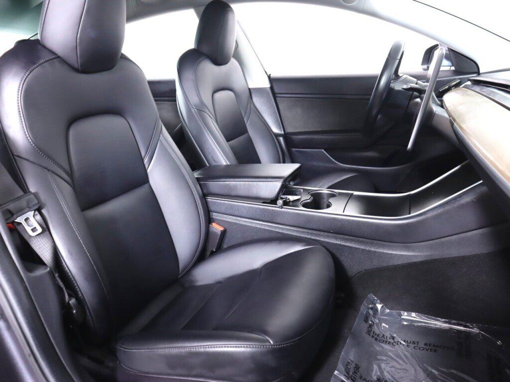 Used 2018 Tesla Model 3 Long Range RWD image 35