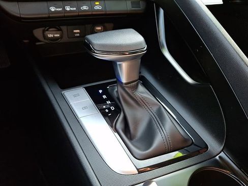 Used 2023 Hyundai Elantra SEL w/ Cargo Package FWD image 14