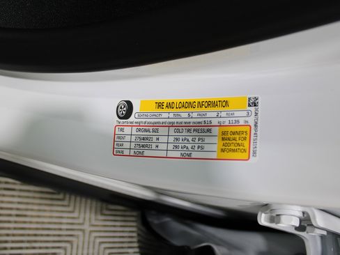 New 2026 Chevrolet Equinox EV LT w/ Convenience Package II image 42