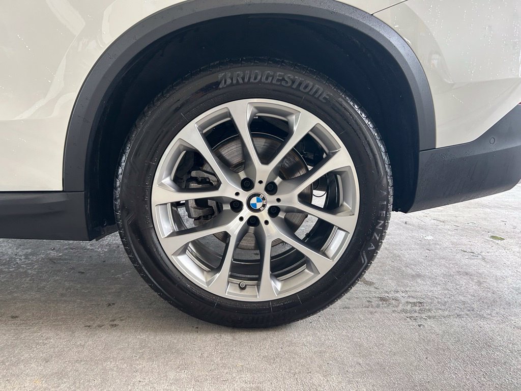 Used 2026 BMW X5 xDrive40i w/ Premium Package AWD/4WD image 18