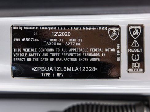 Used 2021 Lamborghini Urus AWD/4WD image 54