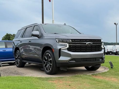 Used 2022 Chevrolet Tahoe RST w/ Luxury Package AWD/4WD image 1