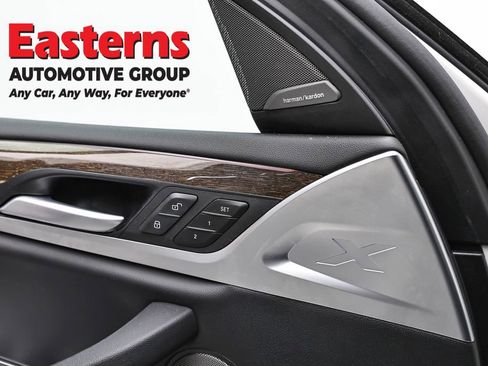 Used 2023 BMW X4 xDrive30i w/ Premium Package image 22