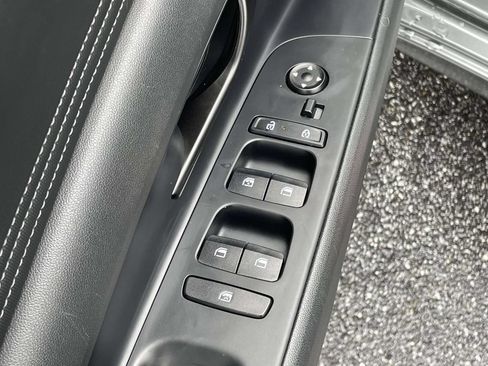 Certified 2025 Hyundai Elantra Sport FWD image 6