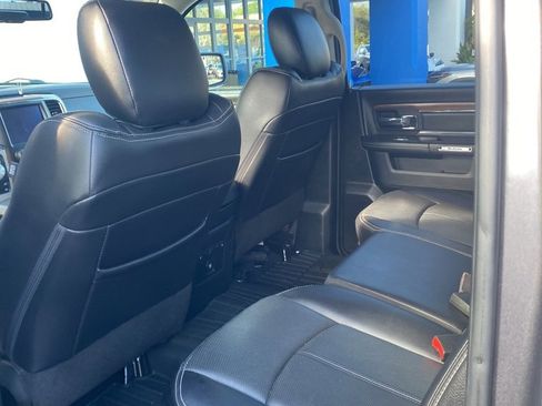 Used 2018 RAM 1500 Laramie w/ Convenience Group image 4