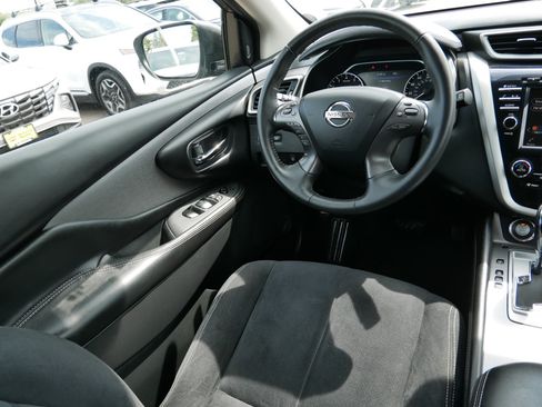 Used 2021 Nissan Murano SV w/ Cargo Package AWD/4WD image 9