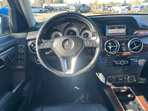 Used 2013 Mercedes-Benz GLK 350 4MATIC image 7