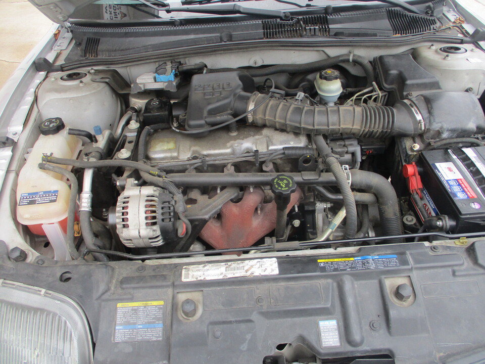 Used 2002 Pontiac Sunfire SE w/ Opt Pkg 1 FWD image 4