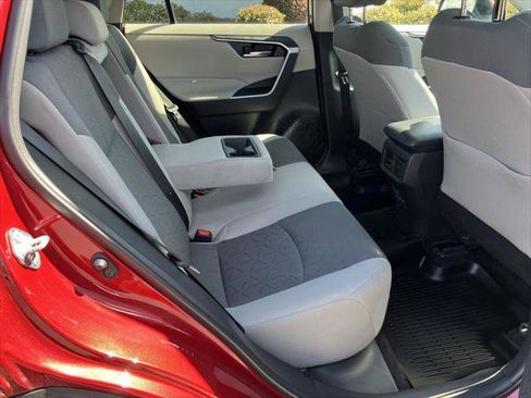 Certified 2021 Toyota RAV4 XLE image 29