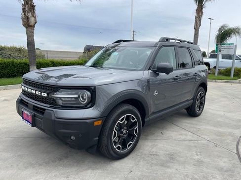 New 2026 Ford Bronco Sport Outer Banks AWD/4WD image 1