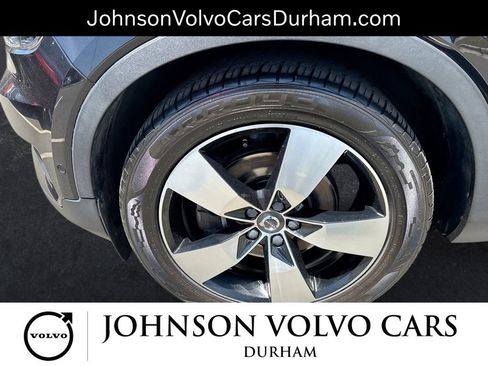 Used 2019 Volvo XC40 T5 Momentum AWD/4WD image 19