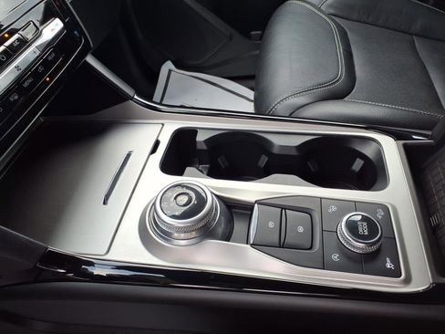 Used 2022 Ford Explorer ST image 23