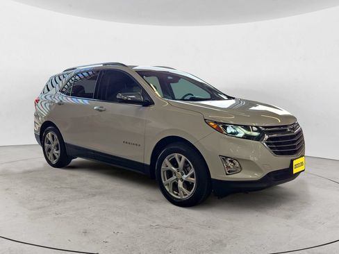 Used 2020 Chevrolet Equinox Premier FWD image 3