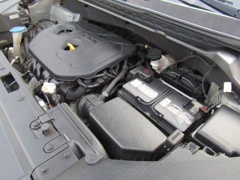 Used 2016 Kia Soul + image 28