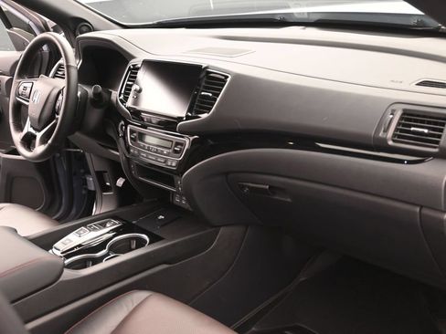 Used 2024 Honda Ridgeline Black Edition image 19