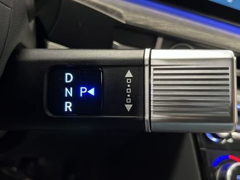 Used 2025 Hyundai Santa Fe Calligraphy AWD/4WD image 19