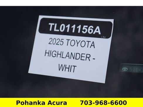 Used 2025 Toyota Highlander Platinum AWD/4WD image 43
