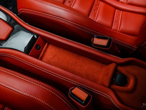 Used 2015 Ferrari 458 Italia Coupe image 60