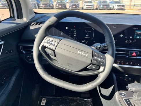 New 2026 Kia Sportage SX AWD/4WD image 8