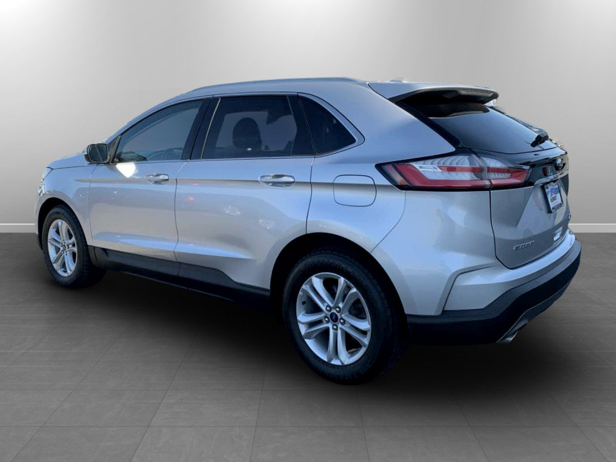 Used 2019 Ford Edge SEL AWD/4WD image 5