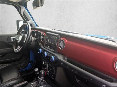 Used 2022 Jeep Wrangler Unlimited Rubicon AWD/4WD image 19