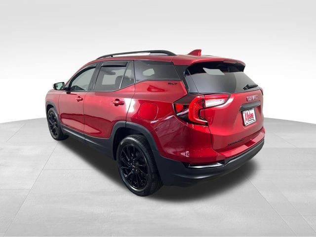 Used 2023 GMC Terrain SLT w/ Elevation Edition FWD image 3