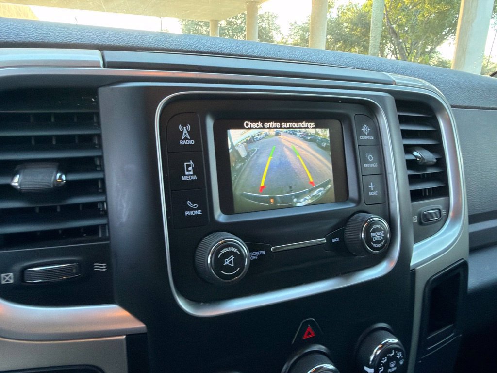 Used 2019 RAM 1500 Classic SLT AWD/4WD image 11